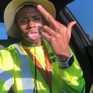 Meet your Posher, Roy